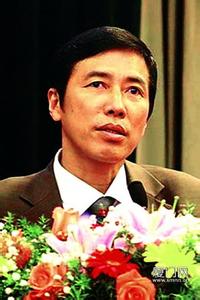 鐘朋榮