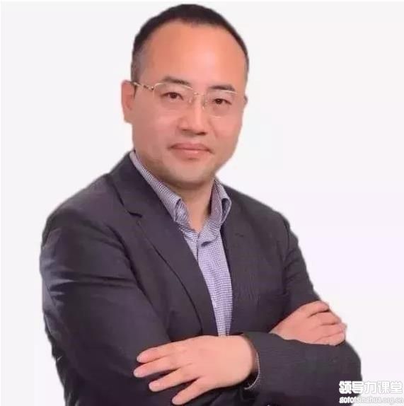 《企業(yè)激勵(lì)機(jī)制設(shè)計(jì)與“軟著陸”》證道商學(xué)院總裁班8月課程圓滿落幕