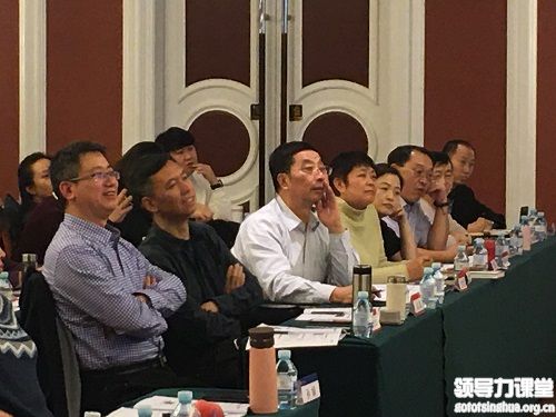 劉春華授課博雅俊商學(xué)院經(jīng)營(yíng)方略EMBA總裁研修班:尋找傳統(tǒng)行業(yè)互聯(lián)網(wǎng)時(shí)代的“營(yíng)銷突圍拐點(diǎn)” 經(jīng)營(yíng)方略總裁班